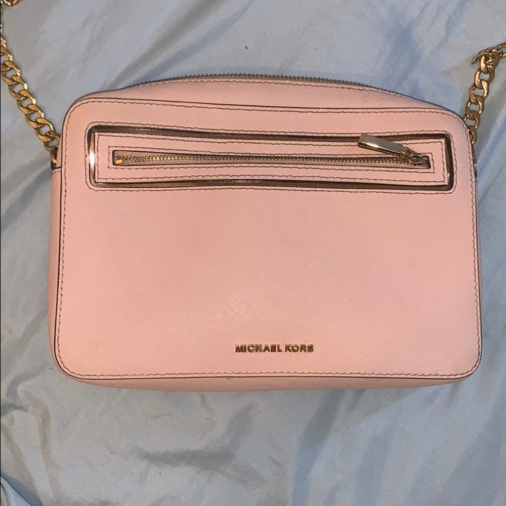 Micheal Kors light pink crossbody purse